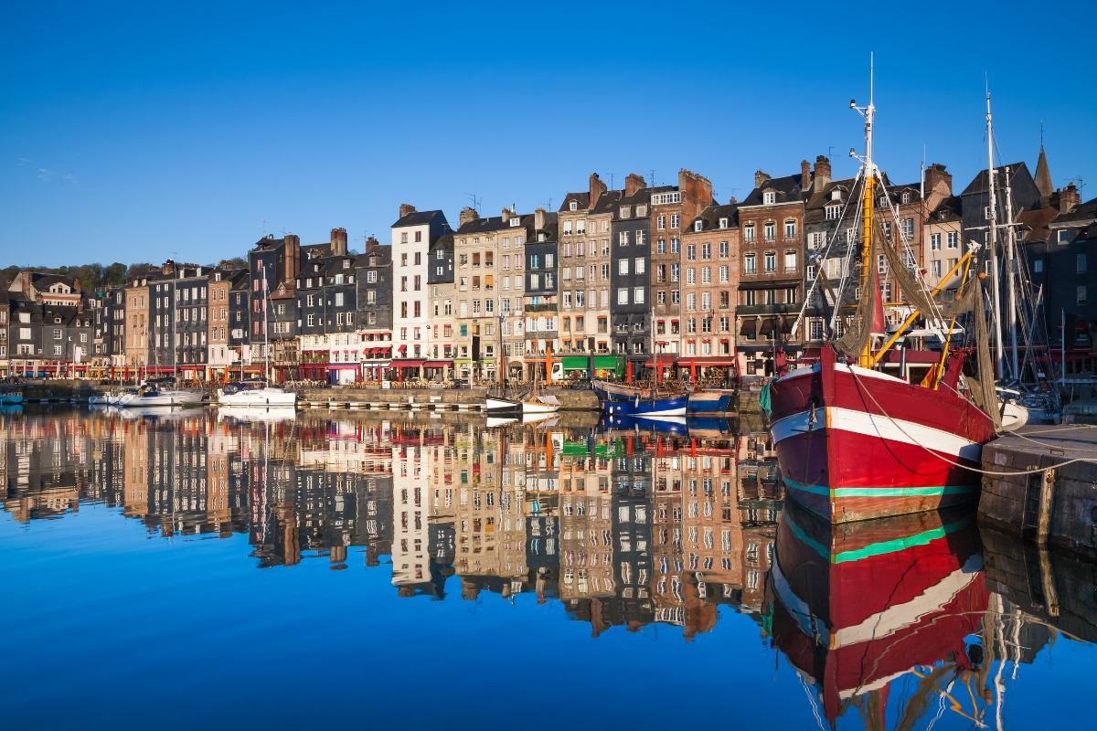 cikk_0_normandia-honfleur.png