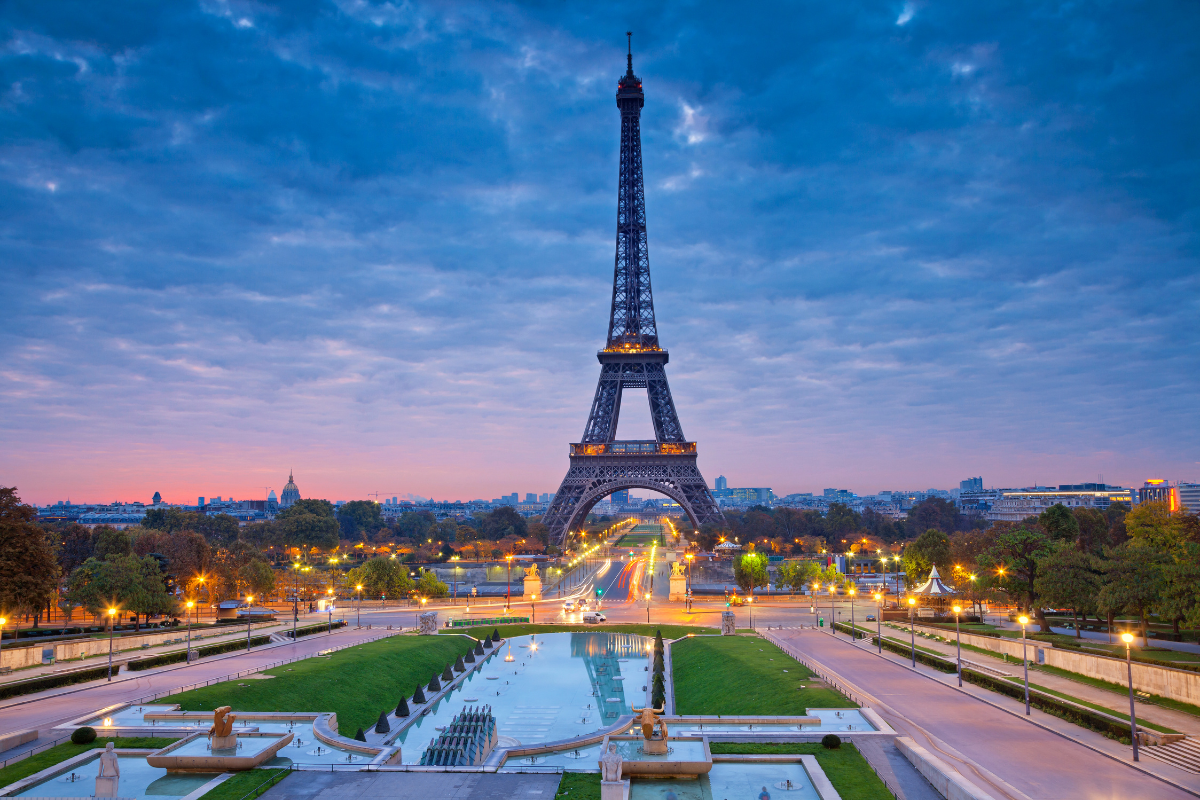 cikk_0_parizs-eiffel-torony.png